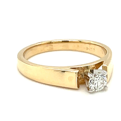 Diamond Solitaire Engagement Estate Ring in 14-Karat Yellow Gold
