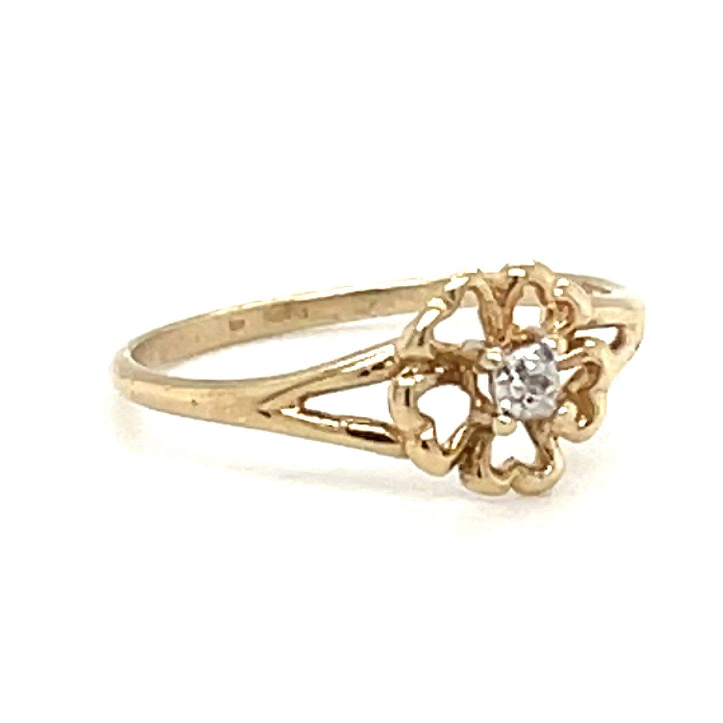 10-karat Yellow Gold Diamond Flower Ring