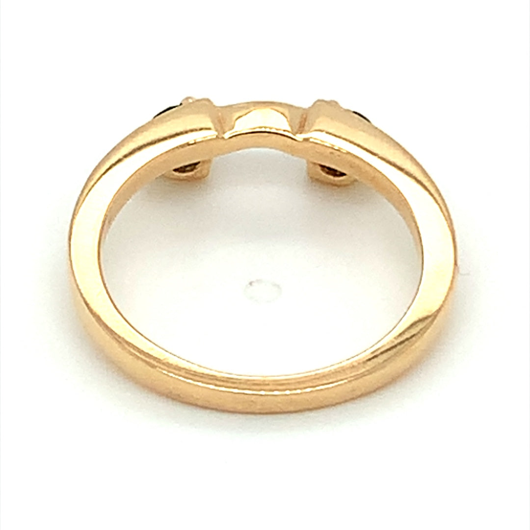 14-karat Yellow Gold Sapphire Ring